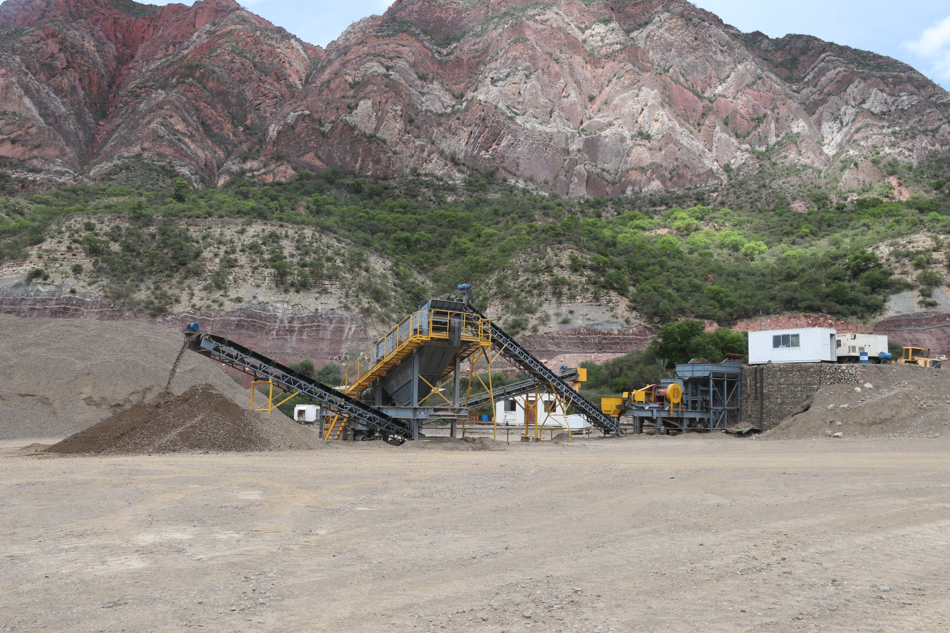 Planta de trituración en operación